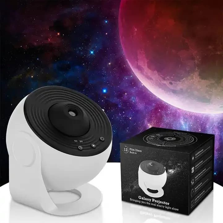 Domowe planetarium z realisytcznymi zdjęciami